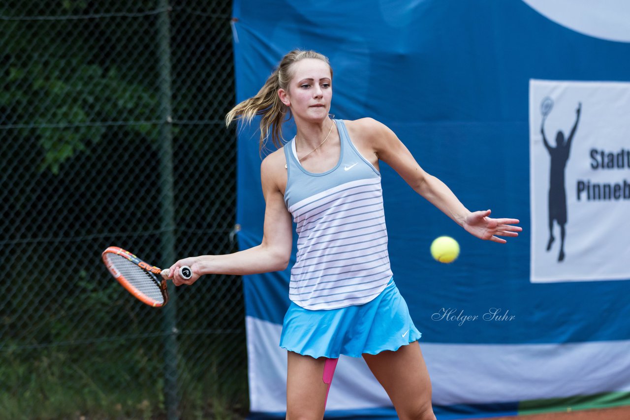 Bild 228 - Stadtwerke Pinneberg Cup Sonntag